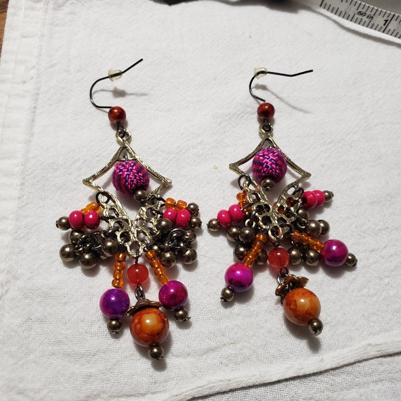 Colorful brushed Goldtone dangles with glass beads Earrings - Picture 3 of 4